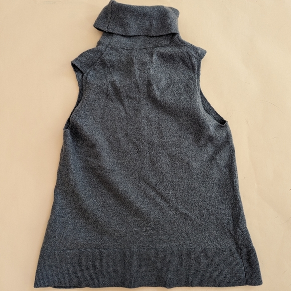 H by Halston Layering Essentials Grey Wool Sleeveless Turtleneck Sweater Size L - Picture 3 of 8